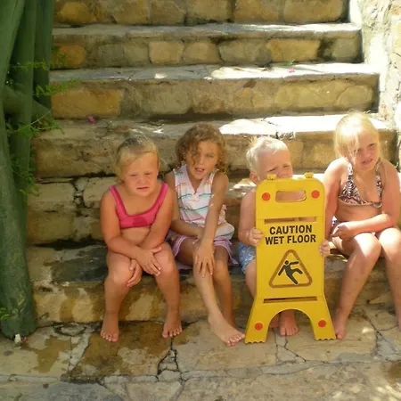 Sunny Garden Nilufer Αλικαρνασσός