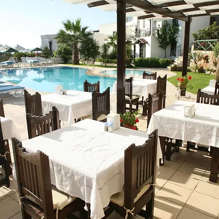 Sunny Garden Nilufer 3* Turgutreis
