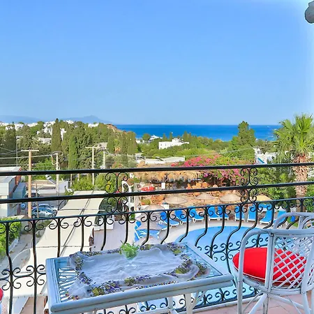 ホテル Sunny Garden Nilufer